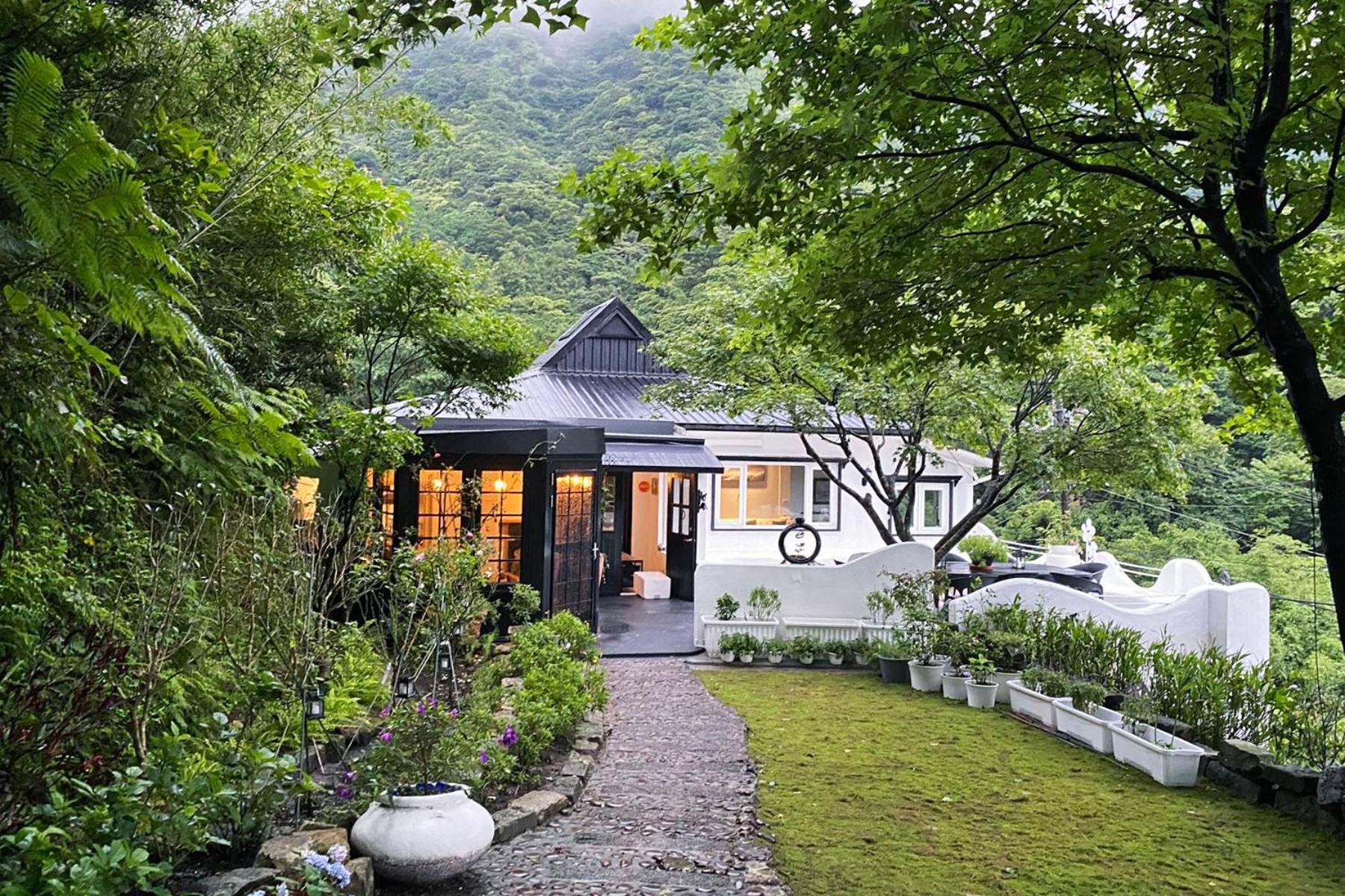 金石新月光 Bed and Breakfast Jiufen Εξωτερικό φωτογραφία